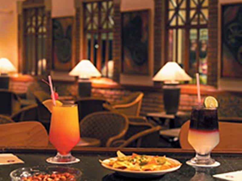 Fiesta Inn Toluca Tollocan Eksteriør bilde